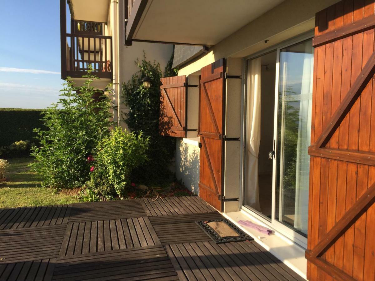 Grand Rez De Jardin-Terrasse Avec Vue Sur La Mer - 2 Chambres Блонвіль-сюр-Мер Екстер'єр фото